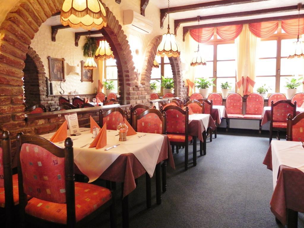 Hotel - Restaurant Braustube Haaren Bagian luar foto