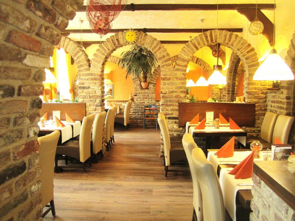 Hotel - Restaurant Braustube Haaren Bagian luar foto