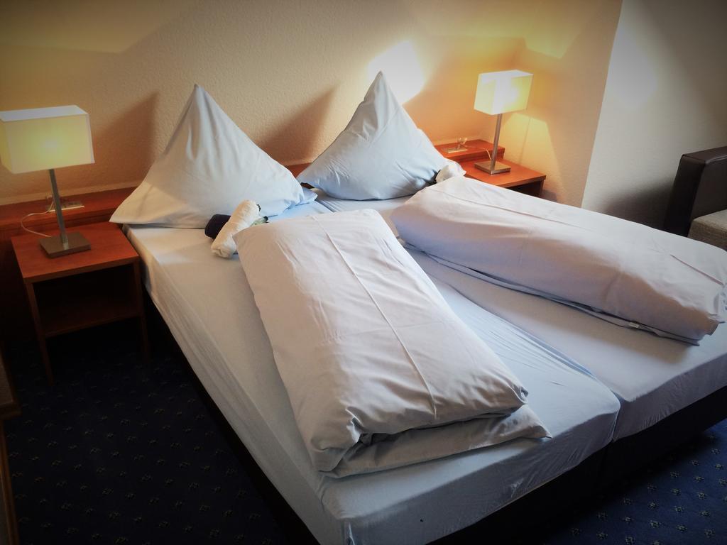 Hotel - Restaurant Braustube Haaren Bagian luar foto